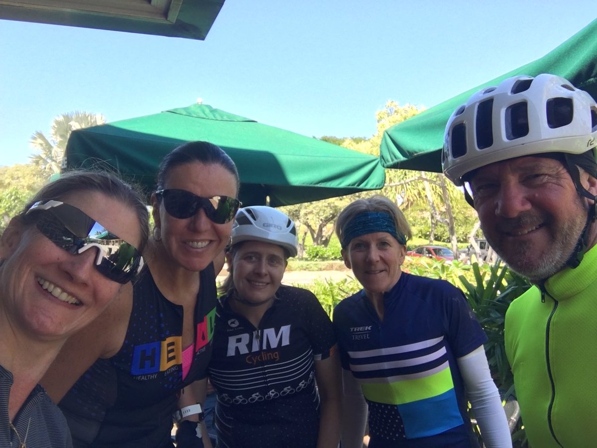 teamatomica's tweet photo. Team Atomica Camp Kona – Hawaii 2020 #run  #bike #athletic #Swim https://t.co/iRuhT95Qsq