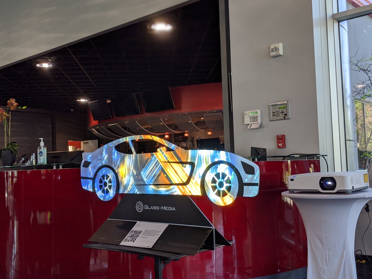 SharpBusinessUS's tweet photo. This @GlassMediaTX projection has us wanting to come back and see more! #NECShowcase #AVtweeps https://t.co/7oGhcRPw5r