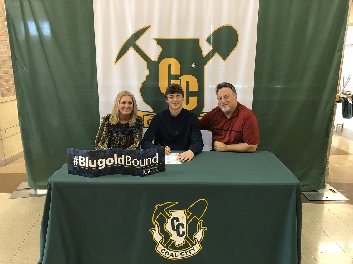 mueller_cade's tweet photo. Happy to announce I’m continuing my baseball career playing for Coach Bolden at University of Wisconsin, Eau Claire. I want to thank my parents for all their support and Mr. Hutchings and Coach Wills throughout my highschool career. @CoachBolden_ @UWECBaseball #coalerbaseball https://t.co/tWGtDDWnhg
