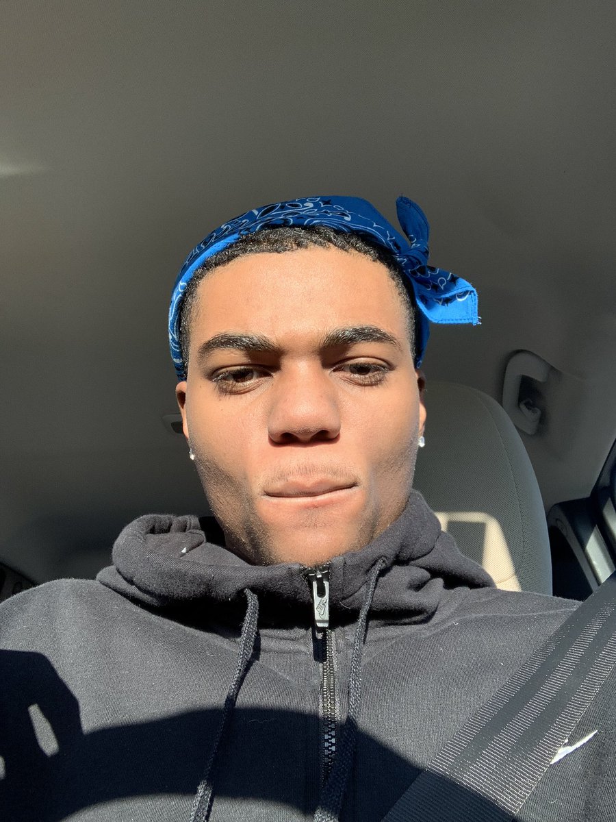 scrxwnee's tweet photo. 🔛♿️. https://t.co/3B7lHui7Tu