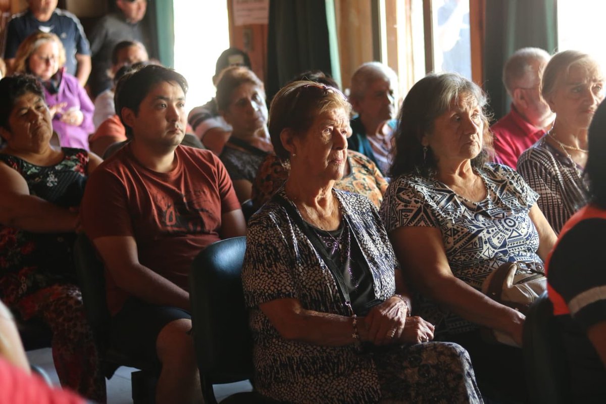 MuniPangui's tweet photo. 📌 Emprendedores de #Coñaripe, participan en 1er Apresto Científico con miras al Eclipse #Panguipulli2020
👉🏻 Te esperamos en la sede social con Miguel Riquelme director Fundación Cultura Científica #Valdiviacl con el objetivo de reforzar el relato en torno a este fenómeno 🌑🌞 https://t.co/YlG7fv71nP