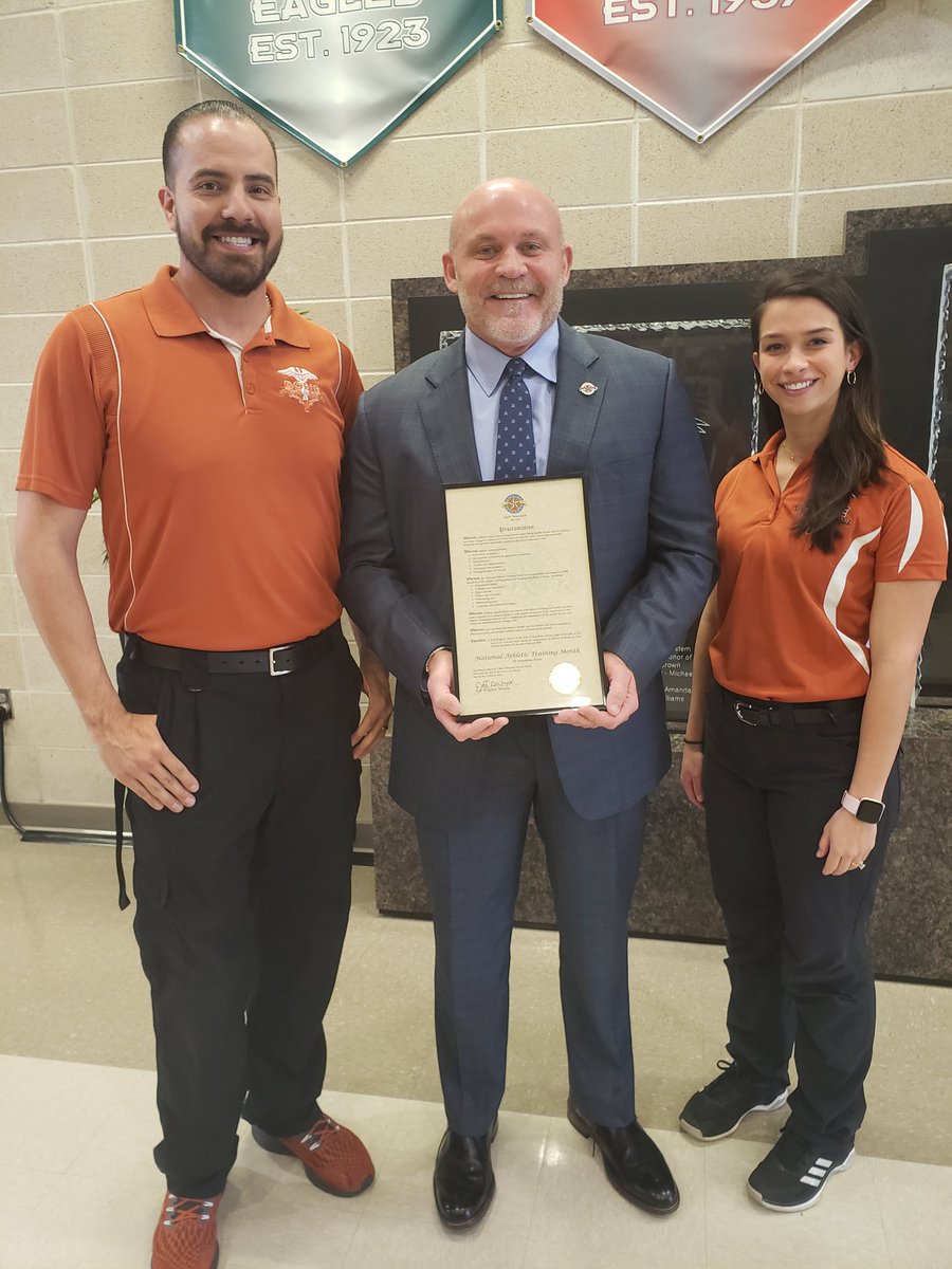 DobieSportsMed's tweet photo. So today a BIG thing happened...the City of Pasadena recognized March as National Athletic Training Month. It was an AMAZING experience to be apart of this &amp; get some well deserved recognition. S/O to @LobosSportsMed for pointing us in the right direction to make this possible!!! https://t.co/mvR2eYGUfi