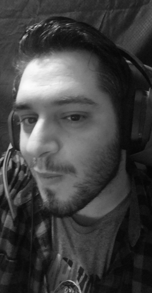 BarbacKGames's tweet photo. We live! https://t.co/LJgAIWbI6g #BarAvi #SyNcUp #30for30 #mixerstreamer #ApexLegends #BarAvi #APEXフレンド募集 https://t.co/zGpo9fvkLX