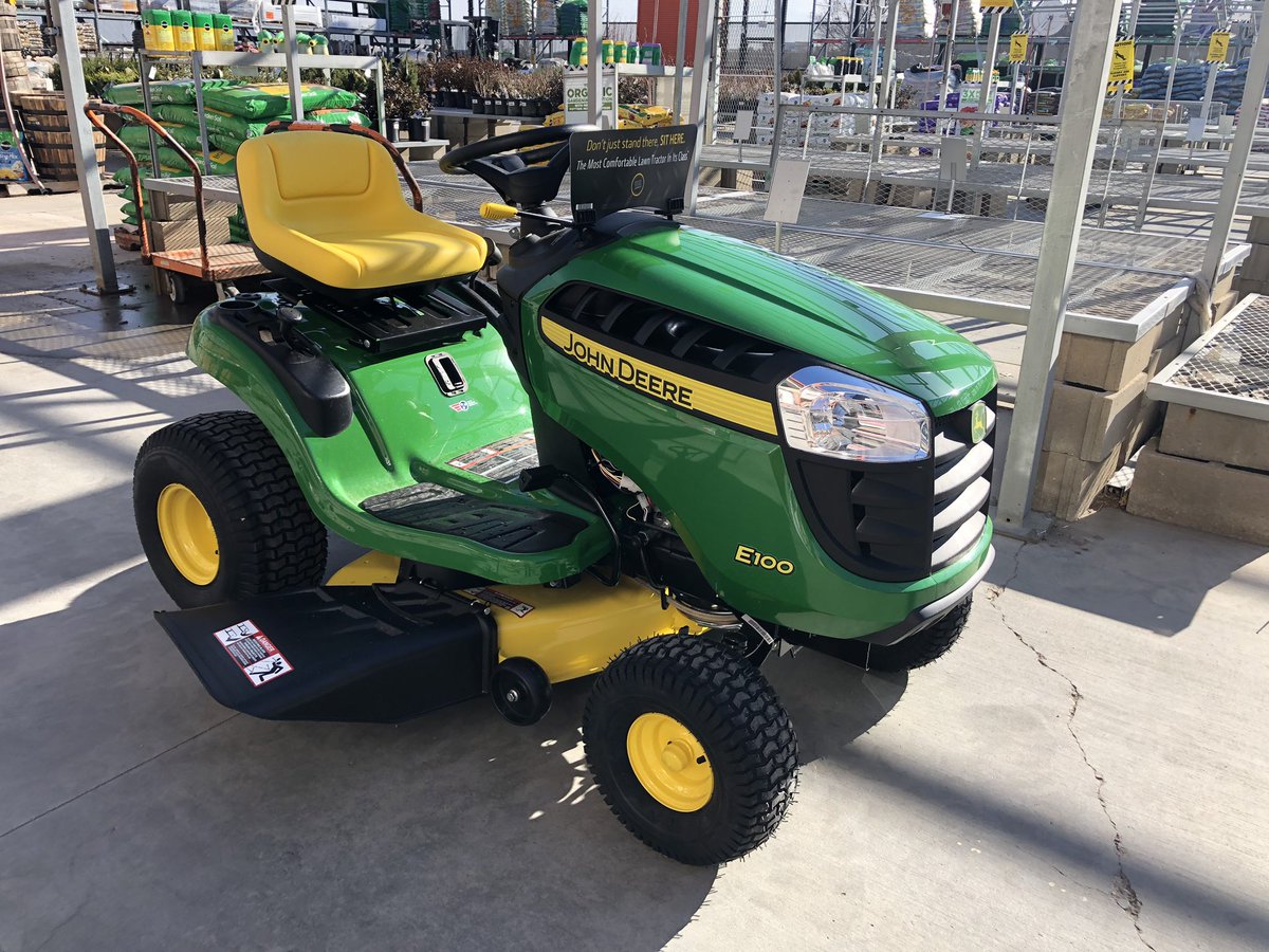 Healthier_Heath's tweet photo. Getting them new @JohnDeere’s in.  Come see me. Make mowing easier for ya.  #str2219 #thd @NoelHRivera1 @NyntcheO @asando54 #mow #spring2020 #tractor #grass https://t.co/DgatxSdVph