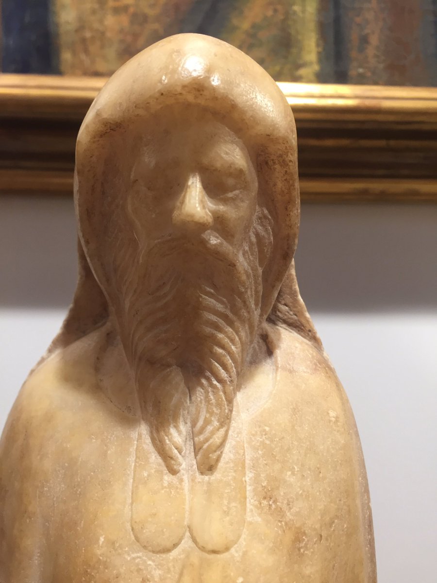 velasc_alberto's tweet photo. Avui s’ha inaugurat FAMA, la fira d’art i antiguitats de Barcelona. En la meva opinió, la peça més rellevant de la fira és aquesta, un fragment d’una de les tombes del panteó reial del monestir de Poblet, obra de l’escultor Jaume Cascalls. El material és alabastre. És magnífic. https://t.co/3QfrhEwjDc