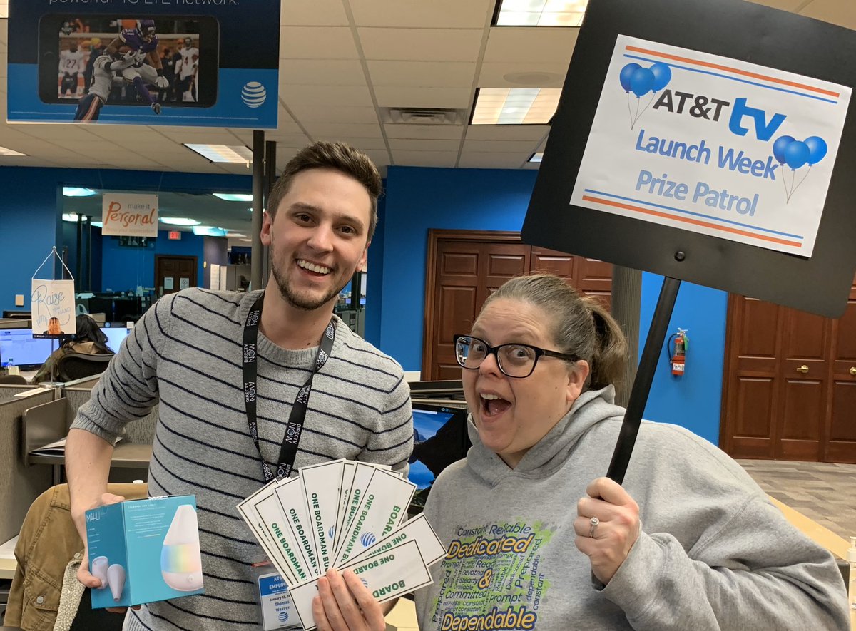 Thomas hitting the AT&amp;T TV selling stride!! #Fieldsfam #lifeatatt #boardman_fun <a href="/ShellyBradley15/">Shelly Bradley</a> <a href="/JoshHixenbaugh/">Joshua Hixenbaugh</a>