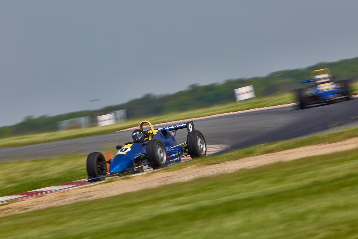 Roos_School's tweet photo. Don't miss your chance to join us at New Jersey Motorsports Park! For more information, please visit our website!
🏁🏎
💻https://t.co/RPJsHPrC6O
#BRRS #FormulaCars #OpenWheelRacing #RacingSchool #SCCA https://t.co/35Nu0Z3NDI