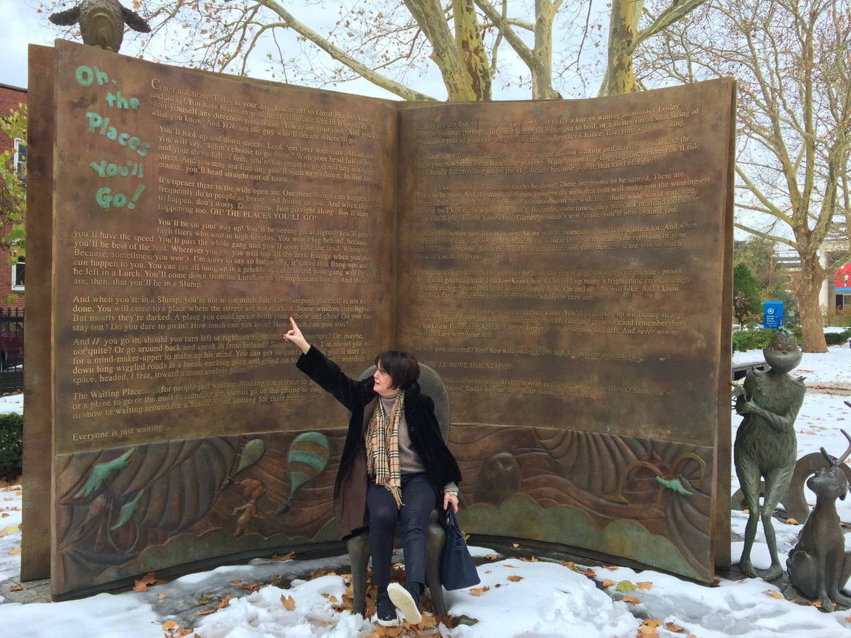 offthewallone's tweet photo. Oh, the Places You'll Go! 
Happy Belated Birthday to #DrSeuss 
@SpfldMuseums @artofdrseuss 
#theartofdrseuss #TedGeisel #TheodorGeisel 
@offthewallone is an authorized "The Art of Dr. Seuss" Gallery https://t.co/yhQTgBAqEz