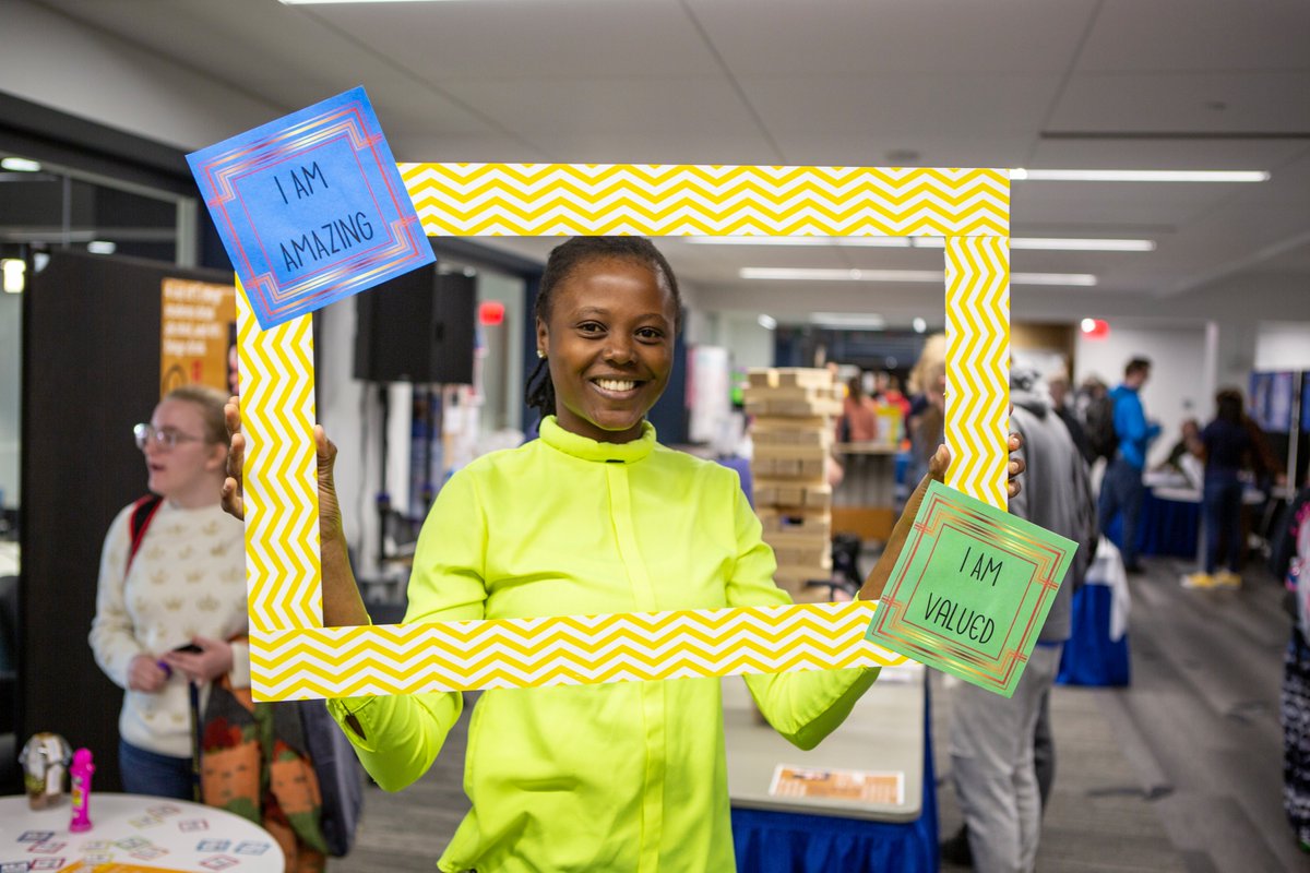 BuenaVistaUniv's tweet photo. #FreshCheck Day at #BVU! It's a fun way to create mental health awareness and let Beavers know there is always help available. #BeaversBuild https://t.co/qsv9dKmzW2