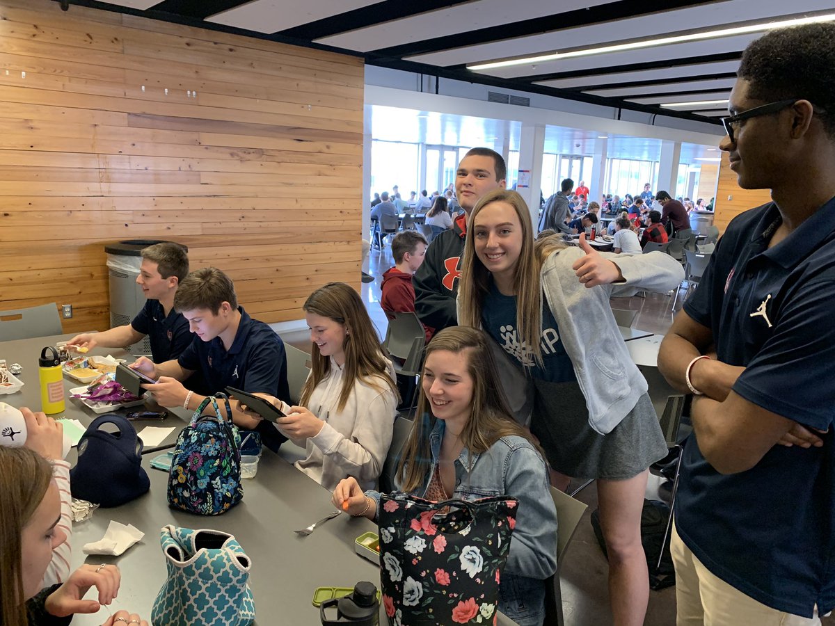SOmanhattan's tweet photo. The Manhattan High School Interpersonal Skills class spent today spreading the word about INCLUSION! Students pledged to promote an inclusive environment and work towards strengthening our school and community! 
#SpreadtheWord #inclusionrevolution https://t.co/JO0qqyt6uV