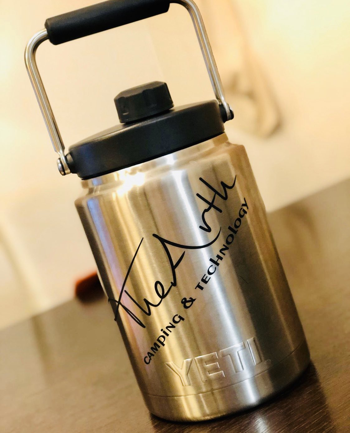 美品 YETI ハーフガロンジャグ アシモクラフトグリップ カスタム