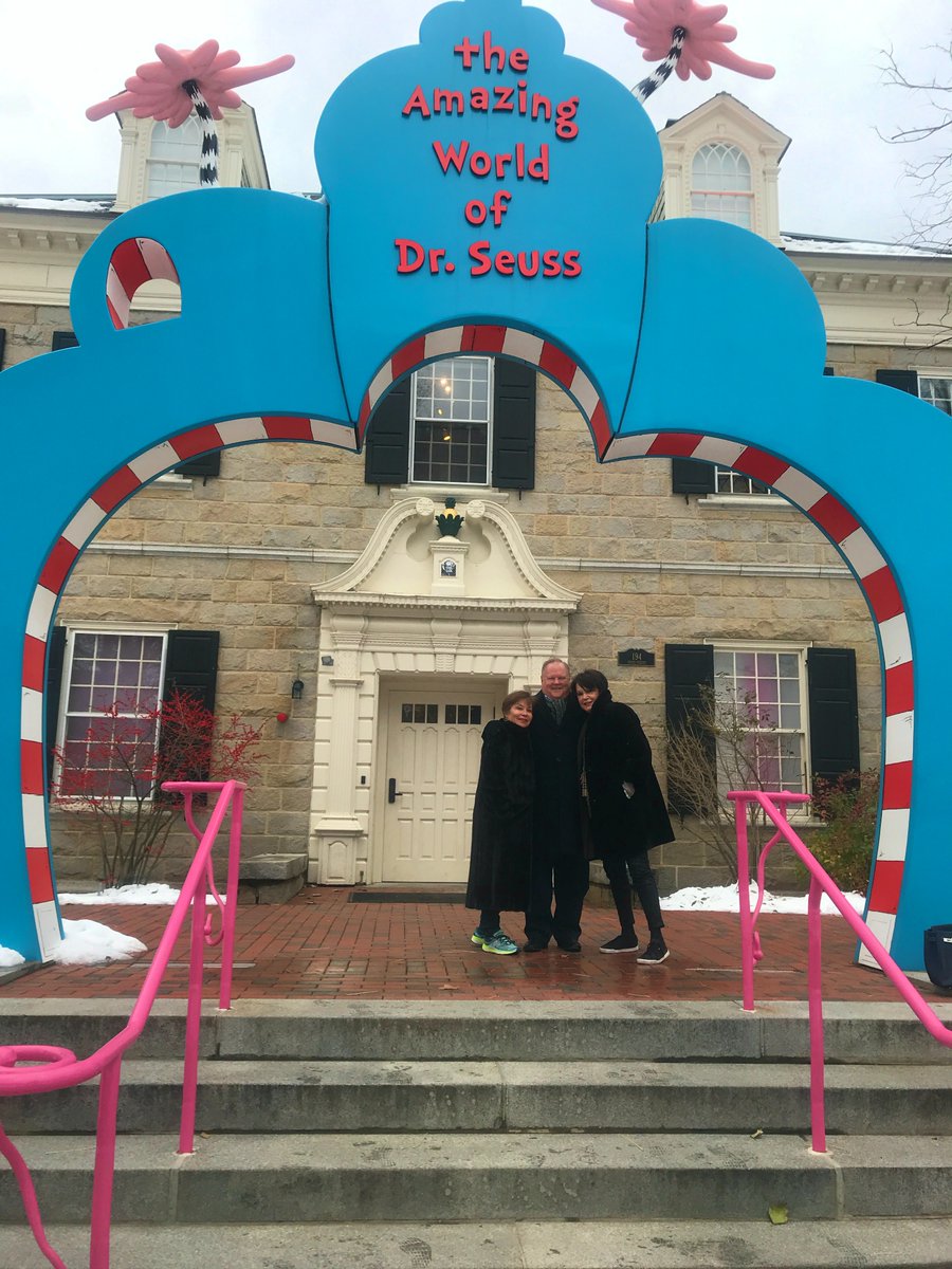 offthewallone's tweet photo. Oh, the Places You'll Go! 
Happy Belated Birthday to #DrSeuss 
@SpfldMuseums @artofdrseuss 
#theartofdrseuss #TedGeisel #TheodorGeisel 
@offthewallone is an authorized "The Art of Dr. Seuss" Gallery https://t.co/yhQTgBAqEz