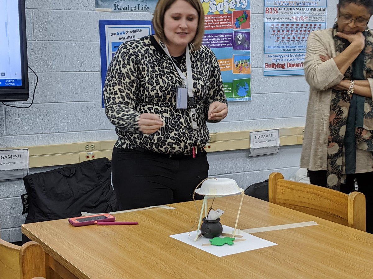 jlessard32's tweet image. STEM and Kagan Cooperative learning! A match made in heaven! #4Cs #STEMeducation @MiddleEbenezer Building Leprechaun Traps #FunPD #collaboration #criticalthinking #creativity #communication @SumterSCSchools