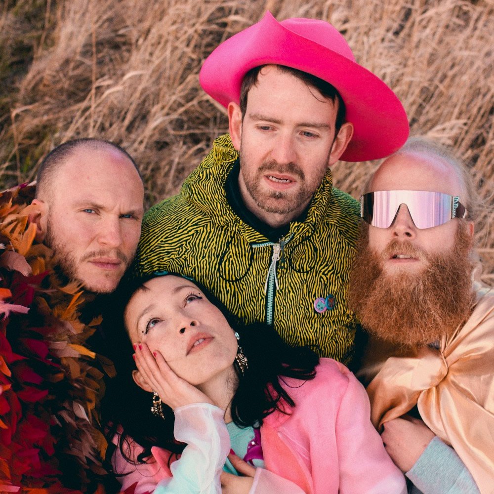 sonidoplanetaMX's tweet photo. Little Dragon estrena 'Are You Feeling Sad?' junto a Kali Uchis
🎵 Track: https://t.co/aJRnjTcFA4 https://t.co/qAGmmv2rM9