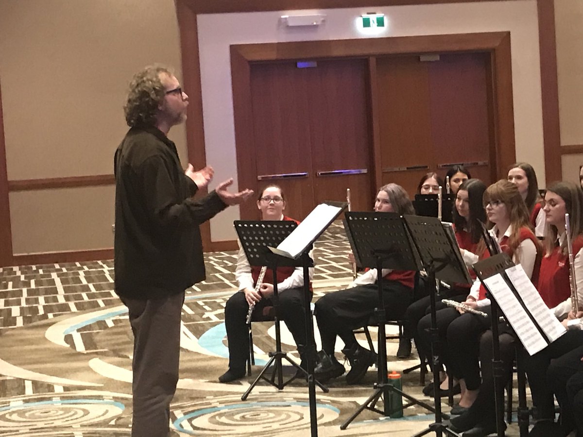 RaidersBand's tweet photo. Great clinic with the amazingly talented Mark Adam! https://t.co/v0W3fTr3hd