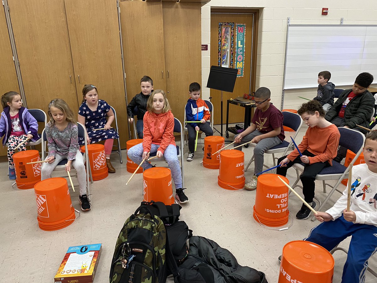 VFESchoolofRock's tweet photo. Today in Drums 101 we Learned about drummer Lars Ulrich of  the heavy metal band Metalica. We also learned about drumming in time and using a metronome. #VFESOR2020 #metalica #larsulrich #heavymetal #drums https://t.co/N70G0lZOHv