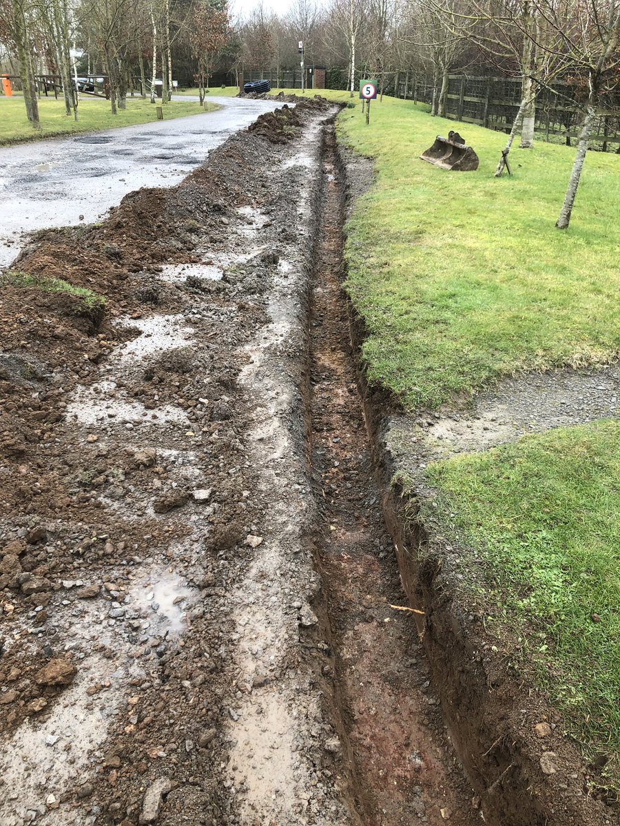 EBroadsurfacing's tweet photo. Some drainage works today before the tarmac goes down next week #resurfacing #tarmac #roadsurface https://t.co/Ewdmr8TuBp