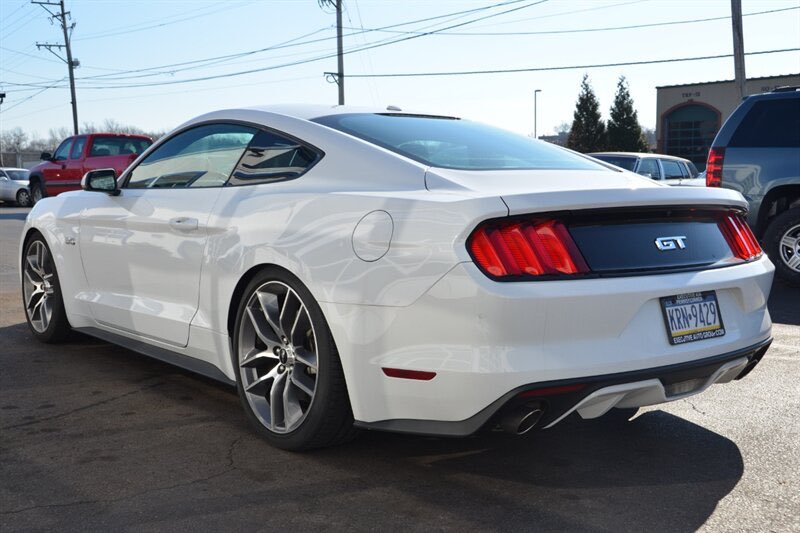 jonathansoutlet's tweet photo. How awesome is this 2016 Ford Mustang GT 2-Door Coupe?! https://t.co/lMzM7bUU9A
