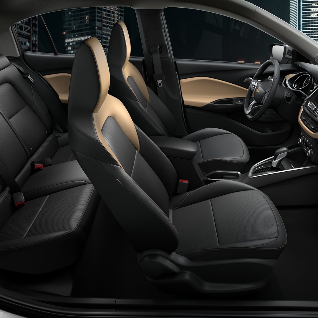 ChevroletMexico's tweet photo. La tecnología y espacio interior del nuevo #ChevroletOnix te brinda una experiencia única a bordo: asientos abatibles 60/40, interiores deportivos bitono, cargador inalámbrico, smartphone integration y más. https://t.co/d7gXN45KzM