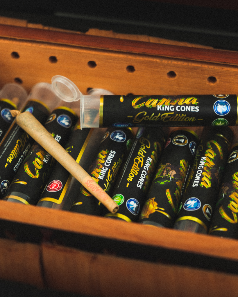 experience_cbd's tweet photo. It's Wednesday, sit back and relax with a pre-rolled, smokable cone of fresh hemp 🍃
https://t.co/ahDfnWRoTB
.
#cbdsmoke #cbdislife #cbdhealthbenefits #cbdhealth #cbdforthepeople #CBDoil #smokeable #smoking #cbd #naturalremedies #plantstrong #experiencecbd https://t.co/ITJS1NelGY