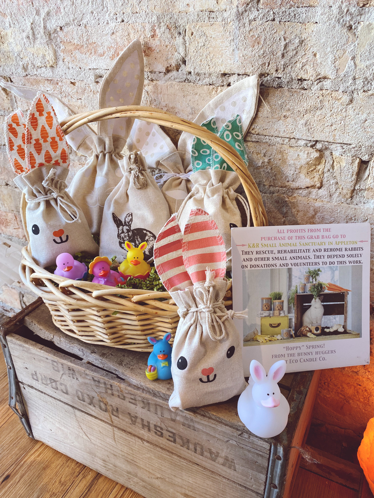EcoCandleCo's tweet photo. our bunny grab bags are filled with misc. items like lip balm, bath fizzies, soap samples, tea lights, and more -- and each one is different! ⁠ALL of the profits from the purchases go to K&amp;R Small Animal Sanctuary in Appleton, WI! #ecocandleco #rescue
https://t.co/FqXhreL2f2 https://t.co/Zmux6uGeuQ