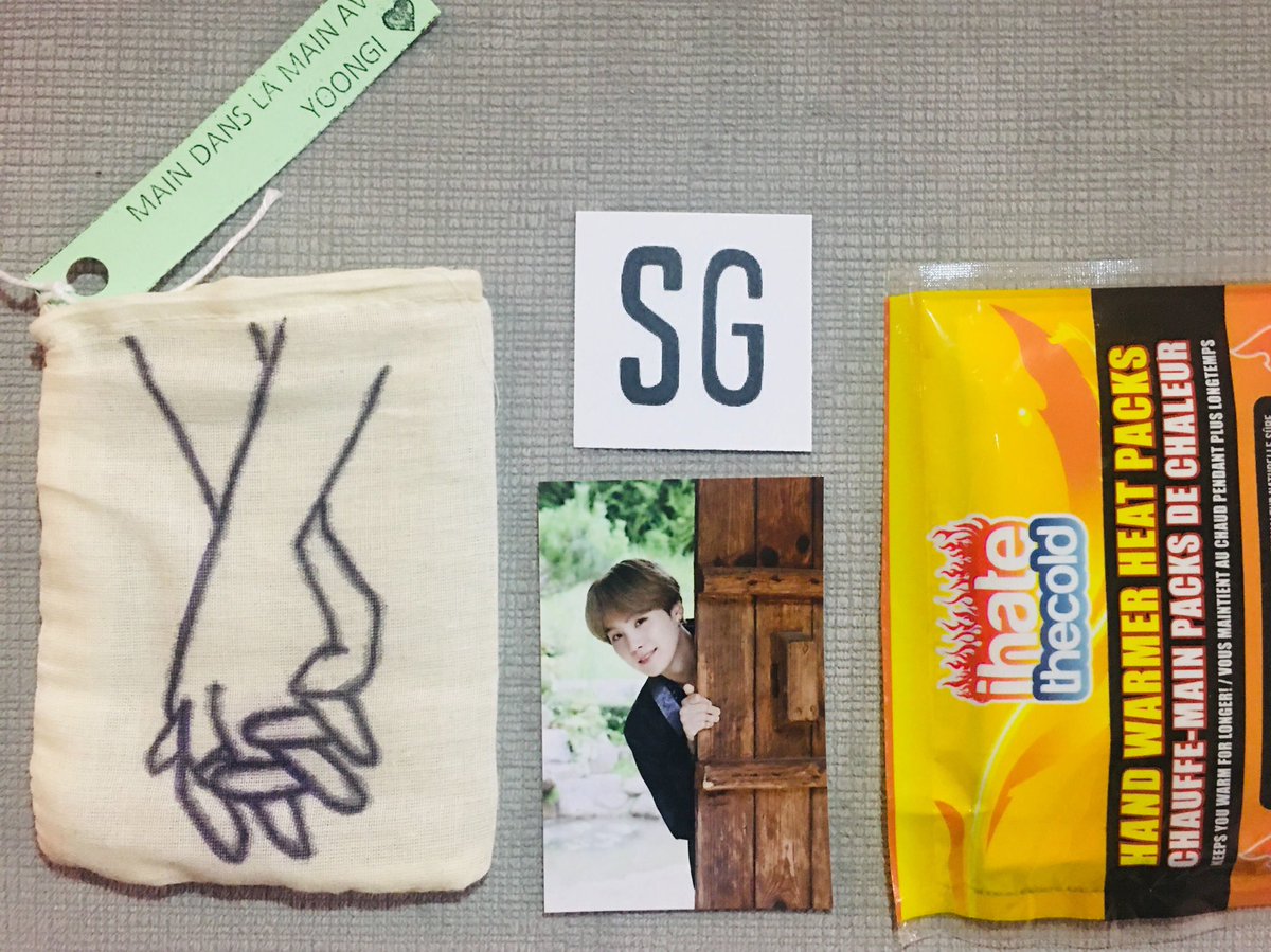 BTSMontreal's tweet photo. Ever wanted to hold hands with Yoongi? We came up with a brilliant idea for Montreal ARMYs. For Yoongi’s birthday celebration, we will be giving away 200 “Holding Hands with Yoongi” hot pocket mini bags designed by us with a sticker and photocard! We can’t wait to see you all!💜 https://t.co/GYKwROjD3E