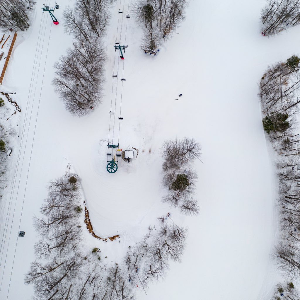 loonmtn's tweet photo. A different perspective https://t.co/FilHNKQQOI