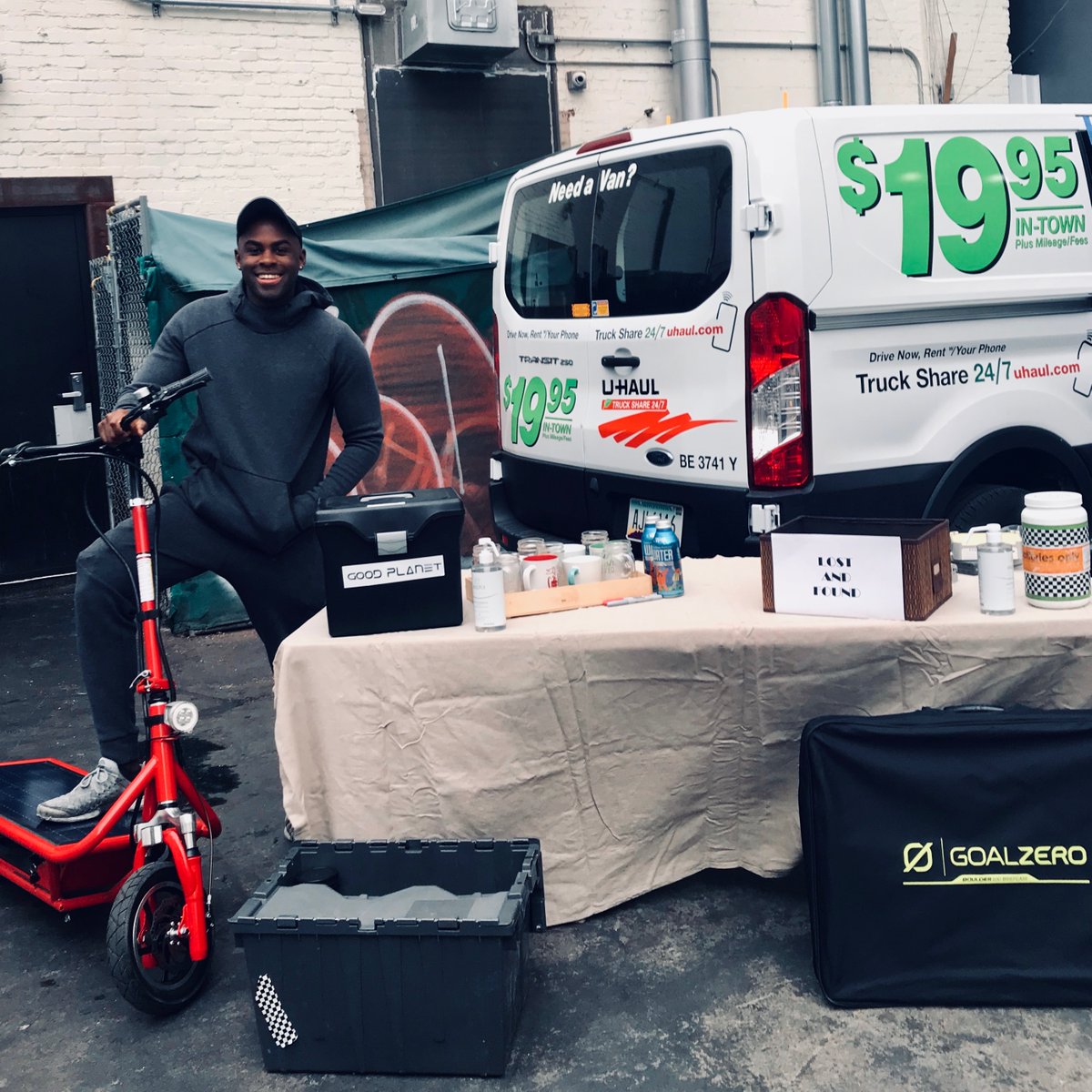GoodPlanetGreen's tweet photo. We’re busy bringin’ #sustainability to a #set near you!
•••
#production #SetLife #GreenSet https://t.co/jZCmC9FcnQ