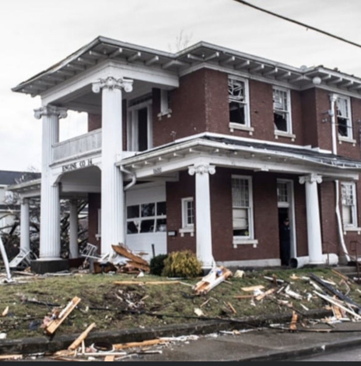 FireNashville's tweet photo. Nashville’s oldest, took a big punch in the gut, but they still responded. #NFDProud, #NFDstrong https://t.co/mJJwhrYBav