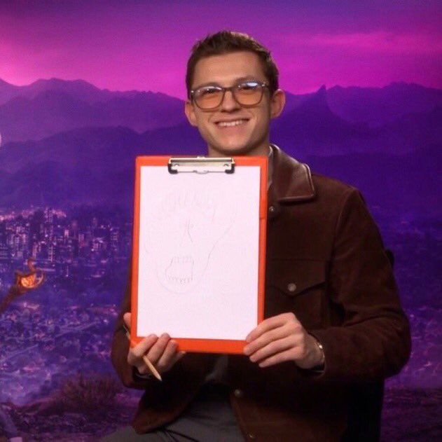 quackzonqueen's tweet photo. TOM HOLLAND DRAWING A THRILLING SAGA https://t.co/Tc3tZ8zwdl