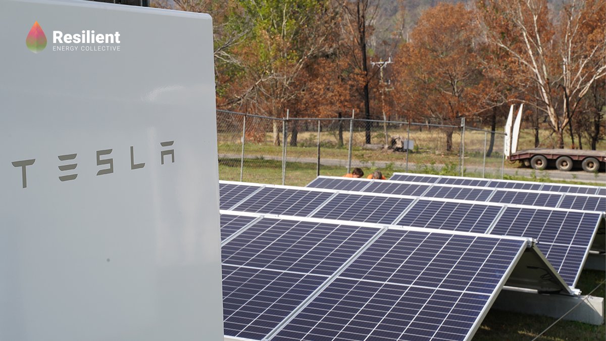 Our solution with <a href="/5B_Au/">بيي</a> and <a href="/Tesla/">Tesla</a> connects homes and businesses to power in less than a day. Pre-built, folded up and packed onto a truck - it's nearly instant renewable solar power. ☀️🔋🔌

Find out more: resilientenergy.com.au