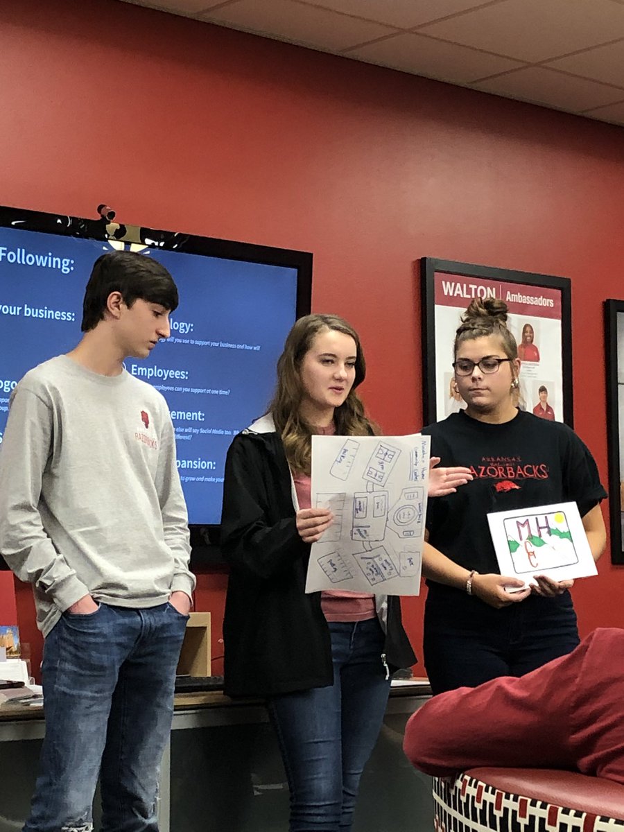 wecook1992's tweet photo. #FBLADay at @UniversityOfArk Walton College of Business tour & business plan competition. Almost Razorback game time! @Dr_JakeLong @Bomber_FBLA @cbrooke_chapman @EdDcte @wham_kathy @MHJuniorHigh @MHHSGoBombers https://t.co/o6hxkpT7TY