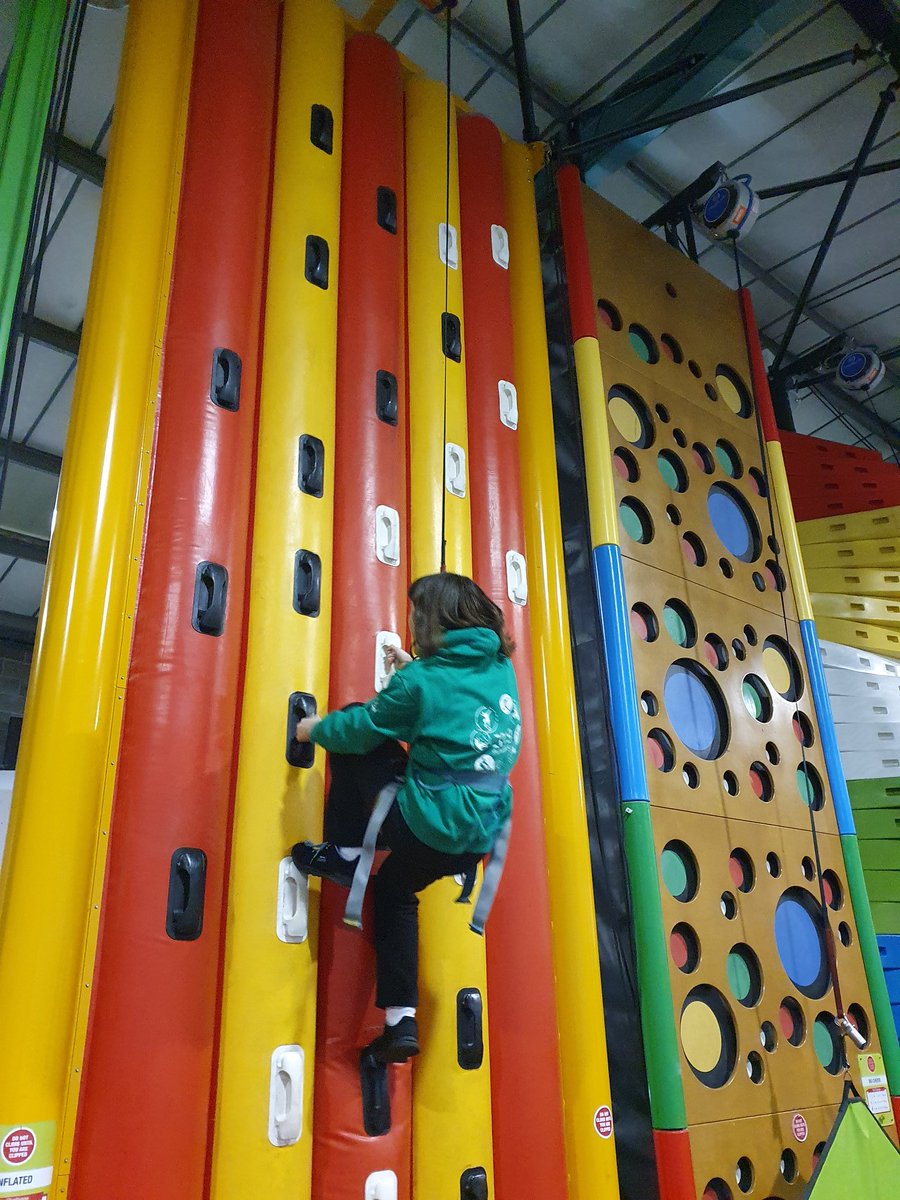 supernovaesu's tweet photo. Tonight supernova explorers challenged themselves at @ClipandClimb really enjoyed themselves. @Bristol_South https://t.co/yukg0qCZ8v