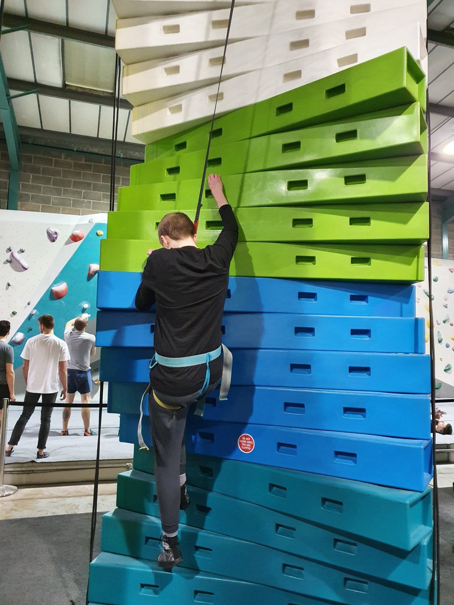 supernovaesu's tweet photo. Tonight supernova explorers challenged themselves at @ClipandClimb really enjoyed themselves. @Bristol_South https://t.co/yukg0qCZ8v