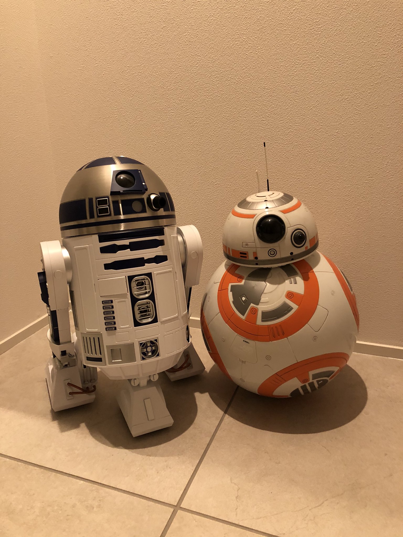 𝕂𝕌𝕄𝔸 R2d2 8 Housing In Japan Deagostini R2d2 8 𝕂𝕌𝕄𝔸 R2d2 8 Housing In Japan Deagostini R2d2 8