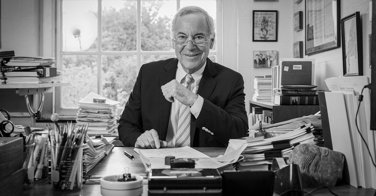 nanotronics's tweet image. In this episode of Utility + Function, @MatthewPutman sits down with world-renowned economist, Professor @Steve_Hanke, at his offices at @JohnsHopkins University. Listen here: bit.ly/2IlhROo
#utilityfunction #futureofaccess