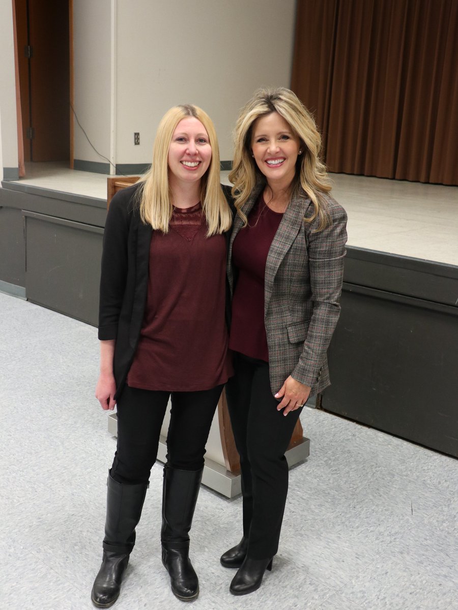 SwanValleyCU's tweet photo. SVCU took the time on Tuesday to "Focus on the 90%" with powerful advice from guest speaker Darci-Lang. Thank you Darci for sharing such an important message on the power of positivity.  Joining us, our staff from RG Fast in The Pas &amp; our sister CU in Flin Flon. https://t.co/rP66s7kvsW