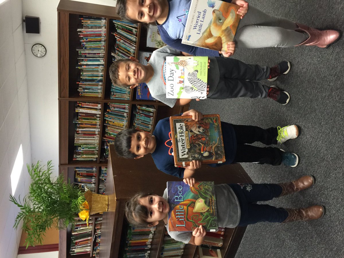 steinbrinkprek's tweet photo. Library day! https://t.co/uncP0M083e
