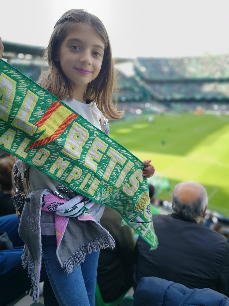 angelatibuca's tweet photo. #SemanaMujerBetica @RealBetis 💚 https://t.co/1ZhKt7ojDe