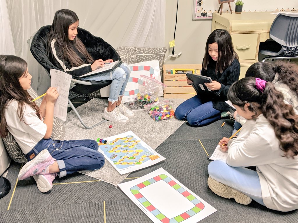 RialGraham's tweet photo. @MsMayoGCISD has rigorous &amp; fantastic rotations in her dual language math class!  @canSTEM are using the four language domains as they collaborate in the target language!  #gcisdwl @WorldLang_GCISD https://t.co/56GrFHLdxA
