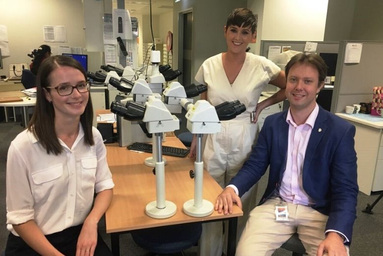 MaterNews's tweet photo. Mater and @qut_ihbi have established a breast cancer biobank to improve the outcomes of breast cancer patients. Donated breast tissue from Mater patients is transported to researchers within the hour to work on the next generation of treatments. https://t.co/Jpxk91WUx1 #Mater https://t.co/ZQC5AShceA