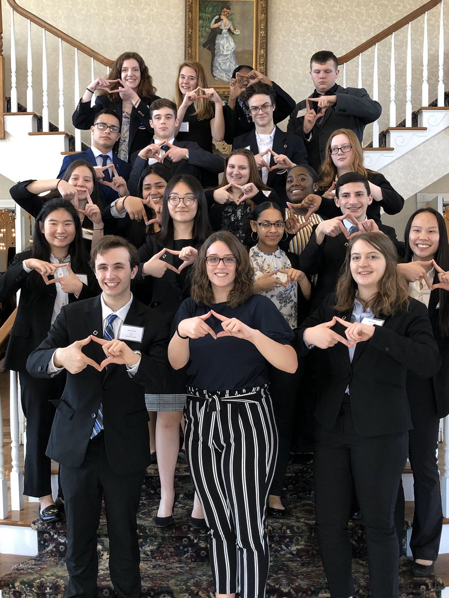 SHELTONDECA1's tweet photo. Shelton DECA at state development conference today, what a great day!! https://t.co/hmspu0dI5X