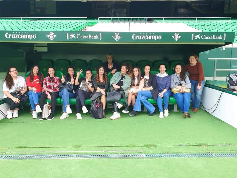 angelatibuca's tweet photo. #SemanaMujerBetica @RealBetis 💚 https://t.co/awgAPSUsn9