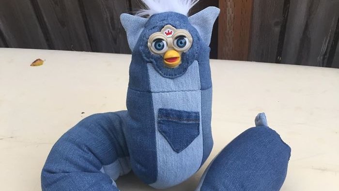 なぜ伸ばす ファービー を魔改造して長くしたものが世界で流行中 カワイイ の声も 怖い の声も Togetter なぜ伸ばす ファービー を魔改造して長くしたものが世界で流行中 カワイイ の声も 怖い の声も Togetter