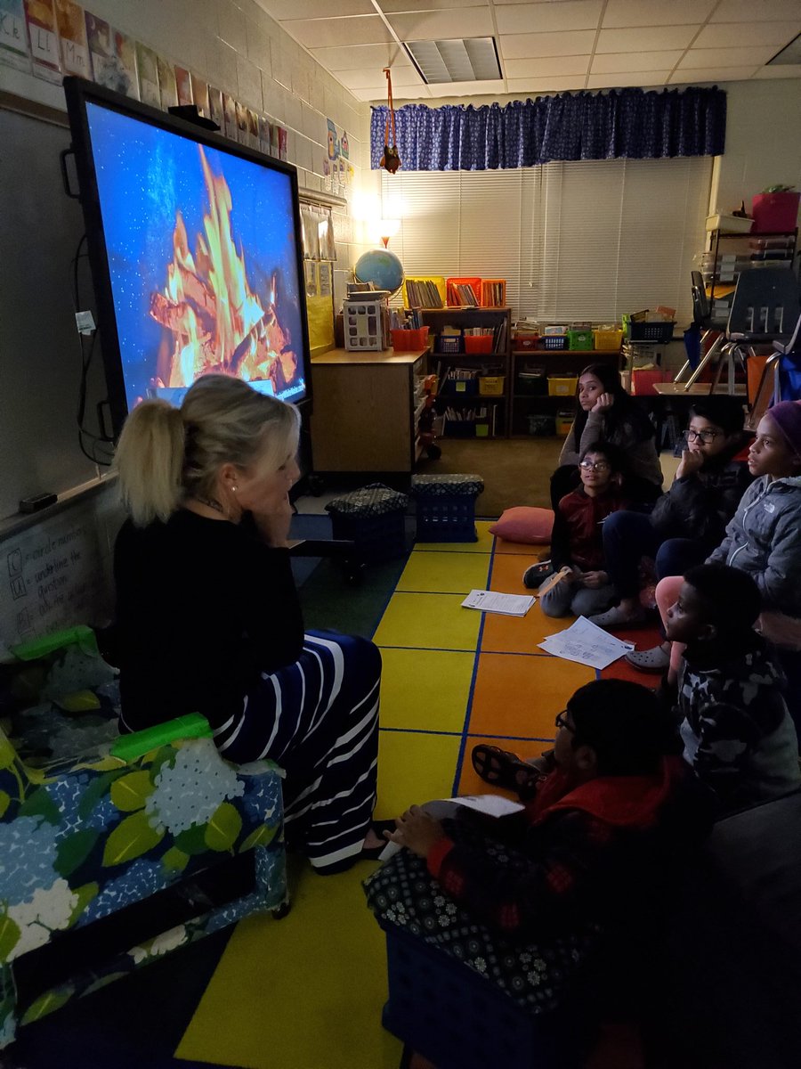 MomentsRm's tweet photo. Family Literacy Night around the camp fire... @RLCPrincipal #rlc20 @Msbrowngrade2 https://t.co/ucZFSjhpPa