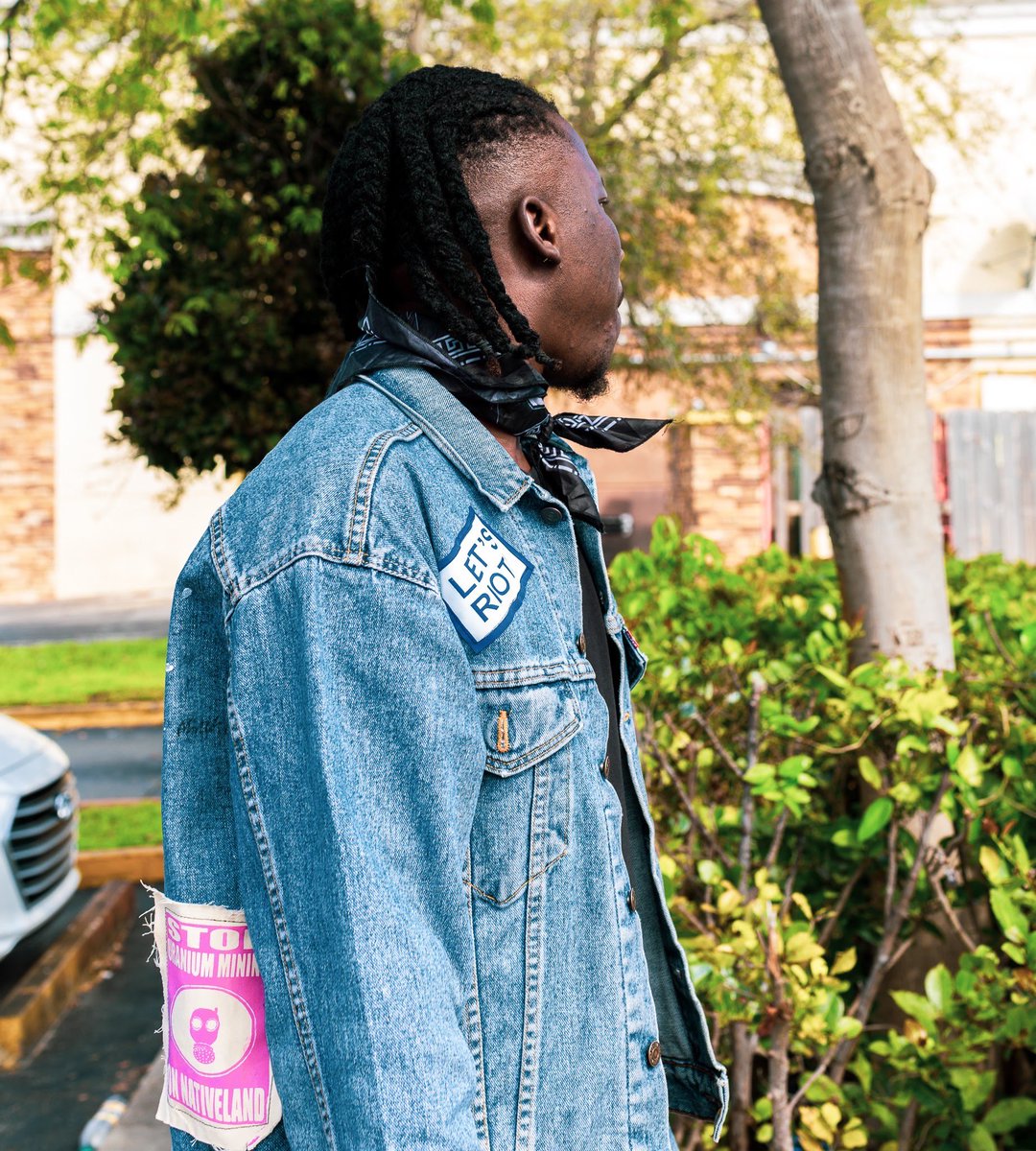 stonebwoy's tweet photo. Plus 1 + in hours 
Mi Shoulda Dead in 2003..
But I Swear Death 💀 Afraid A Me Now. This Bwoy is A GOD Sent!
Crocodile 🐊 Skin Eagle 🦅 Eye 👁 
... The World 🌎 Shall Witness The SON rise!!
BhimNation President!!
BhimNation Government!! https://t.co/eVL7YsWMqr