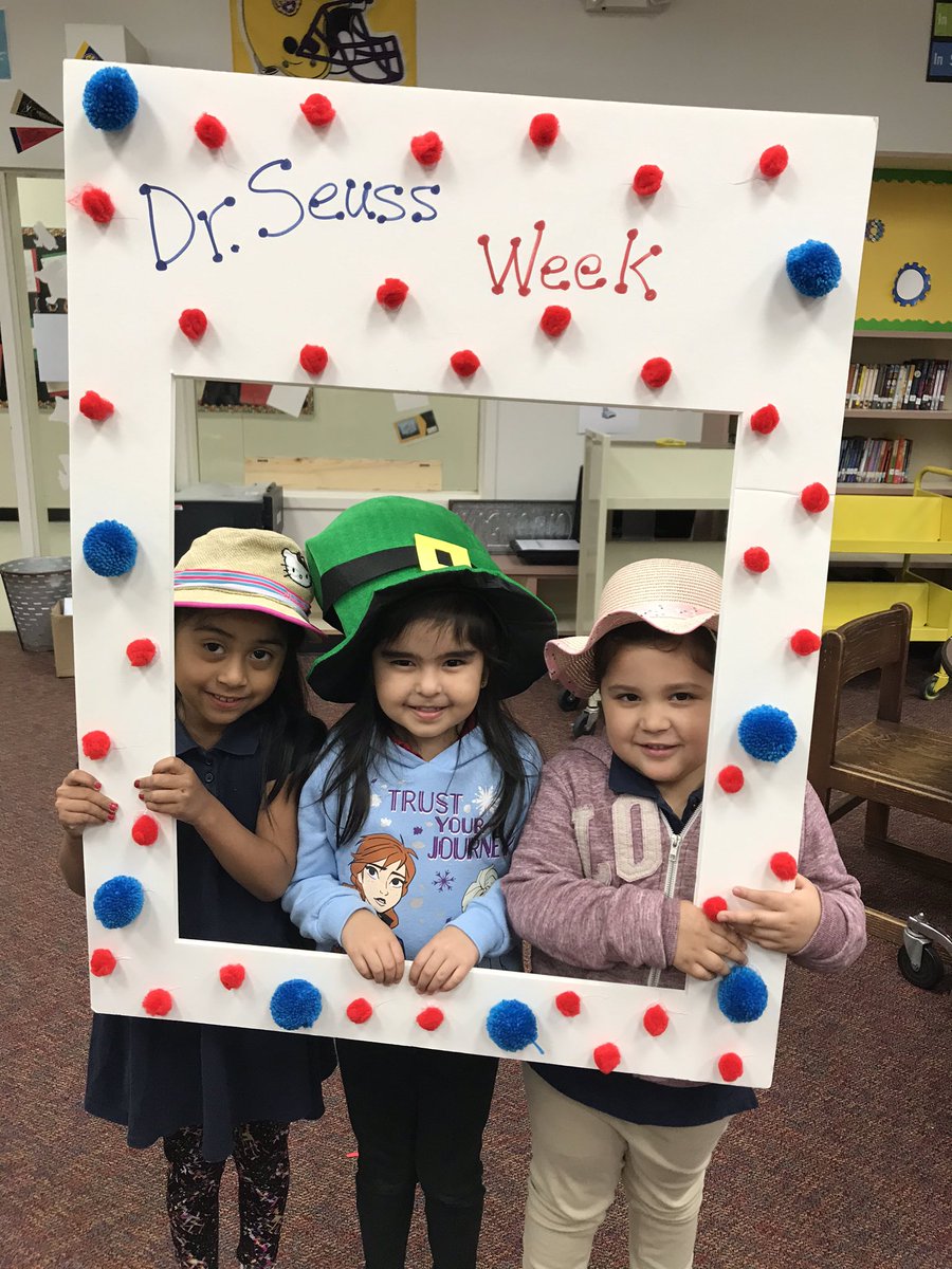 Debsims54's tweet photo. Dr Seuss week! Fun times, fun activities... https://t.co/t8g3pvzJFm