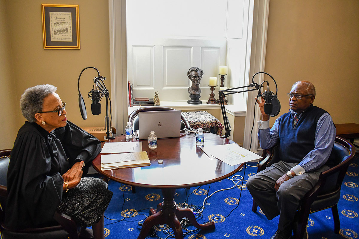 Listen to the conversation between US Majority Whip James Clyburn (SC) and Johnnetta Betsch Cole, Ph.D. as they discuss the impact Dr. Bethune's life has had on both of their personal lives, their love for history, and HBCUs.

clyburnchronicles.podbean.com/e/the-life-and…