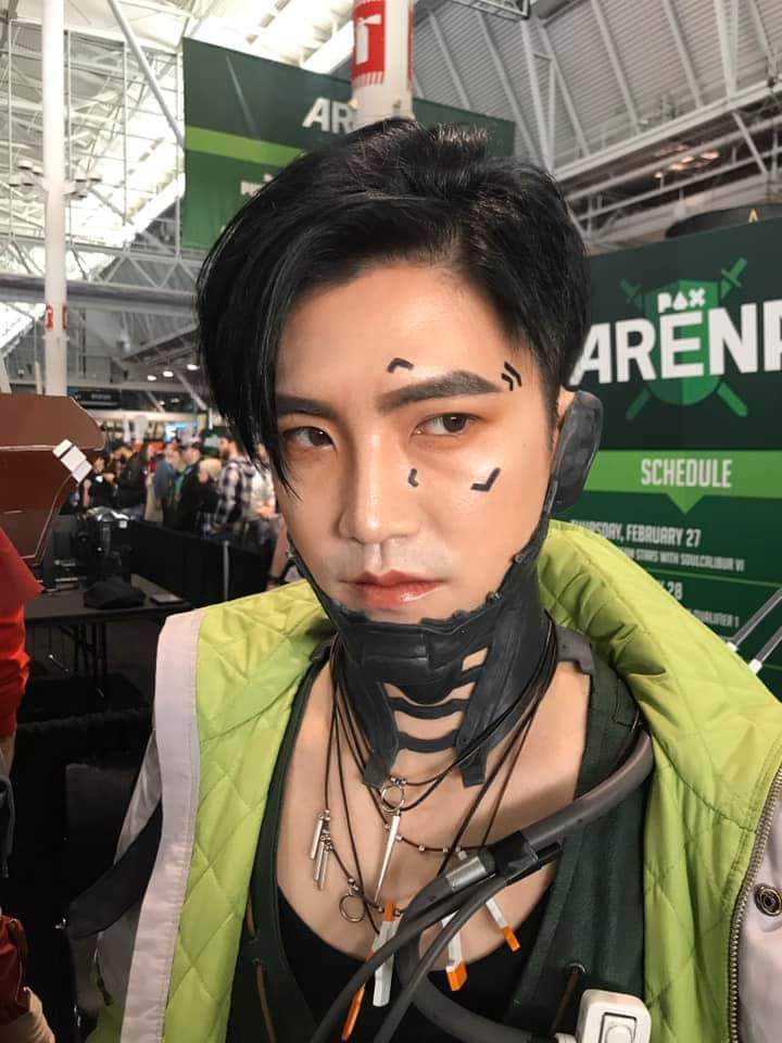 greysanchn's tweet photo. It was a crazy week with the @HenchStudios crew at @pax east but we made it, drank, partied and had our clam chowder in Boston!
Till the next time @PlayApex !!
@keltoncfx @stefiedrew @Gilly_kins @sperrens #PAXEast2020 #ApexLegends https://t.co/L30O2auUDx
