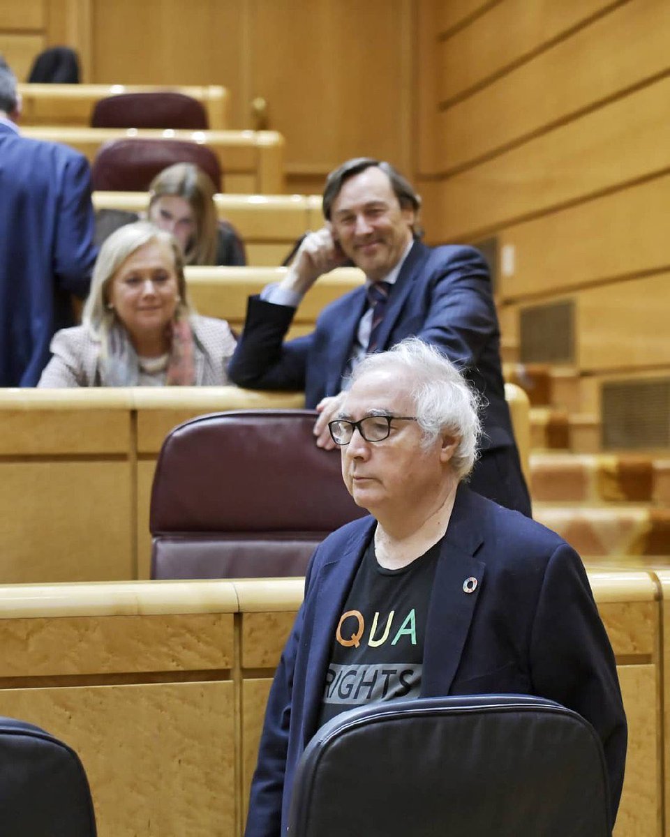 Hugo_pardo's tweet photo. Muy fan de Manuel Castells como Ministro de Universidades de #España. Conocimiento profundo del área, prestigio internacional, y una mente abierta, global y disruptiva. Ojalá ayude a mejorar las condiciones salariales de docentes y a combatir la endogamia del sistema. https://t.co/qG8jgSIGWf